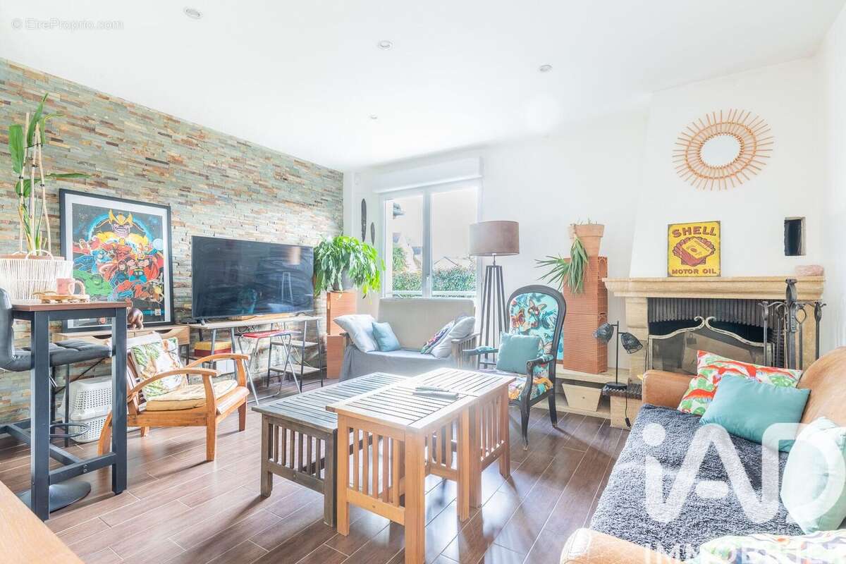 Photo 2 - Maison à VIRY-CHATILLON