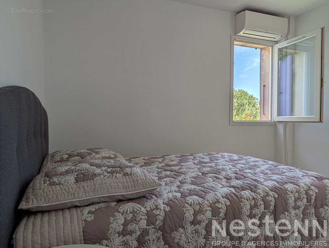 Maison avec vue exceptionnelle à vendre à La Londe-les-Maures - Secteur Valcros - photo 18