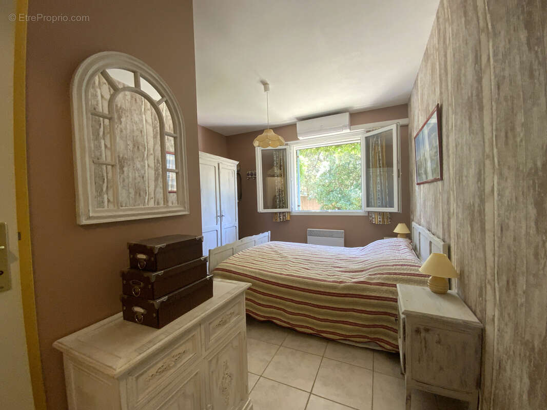 Charmante villa de plain pied avec piscine. - photo 8
