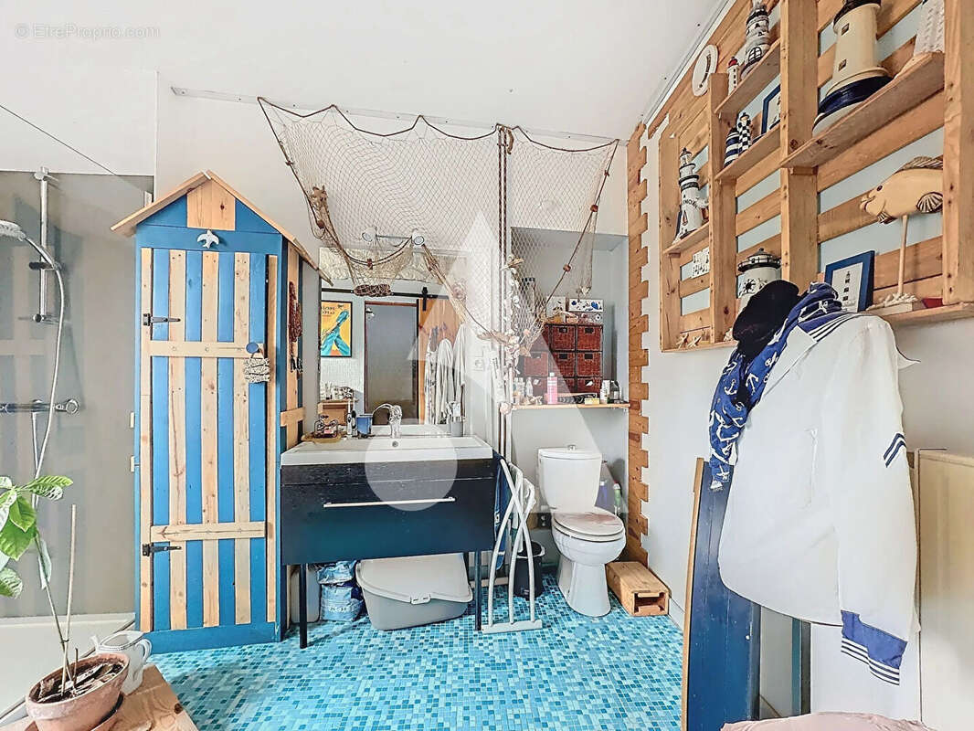 Maison à PANISSIERES