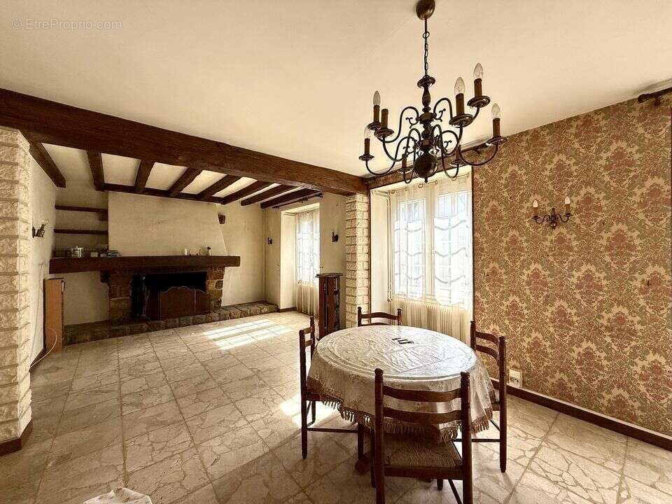 Maison à DONNEMARIE-DONTILLY