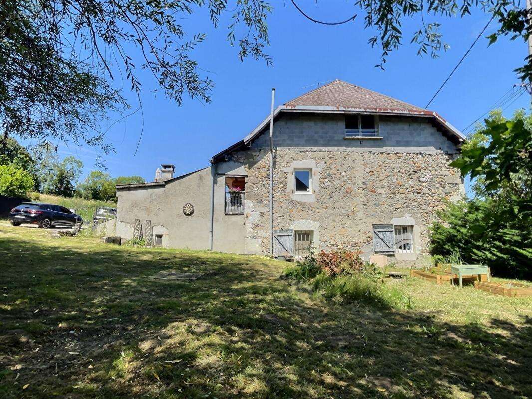 Maison à ALBENS