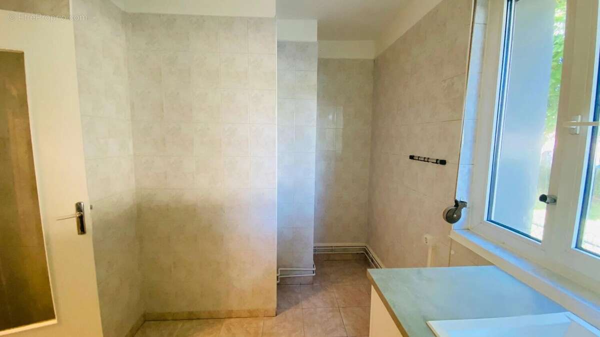 Appartement à MONTROUGE