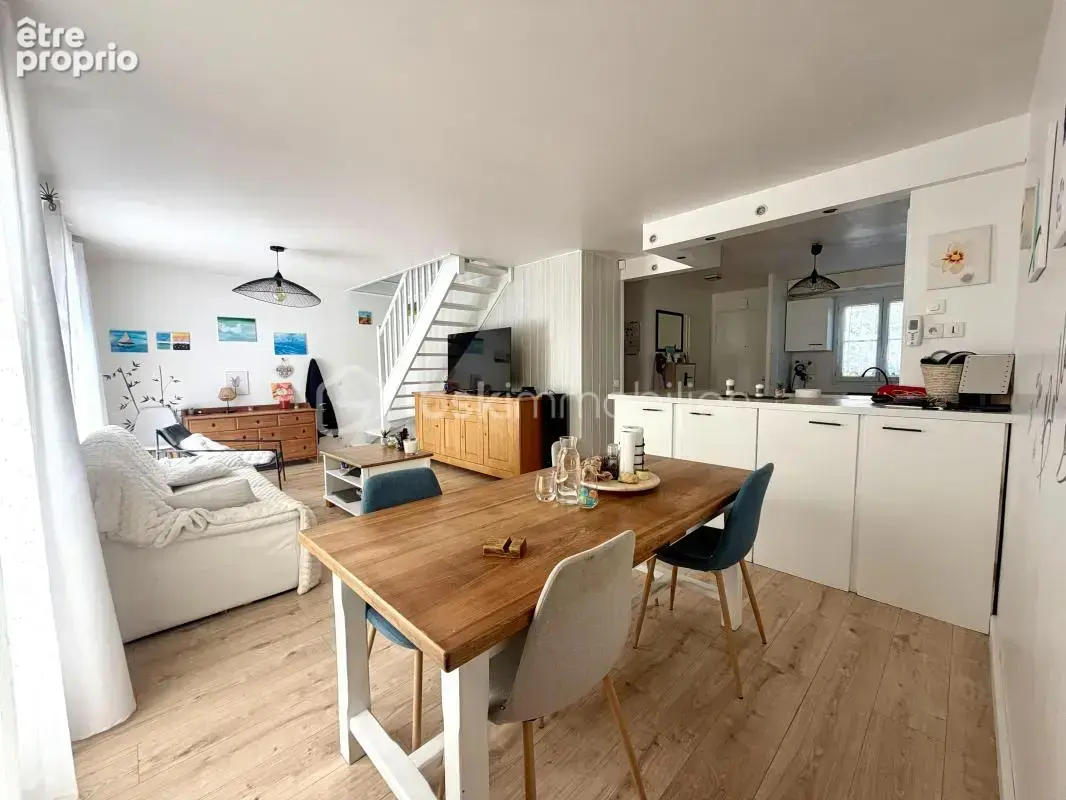 Maison familiale T6 104m2 au cœur du Bourg - photo 3