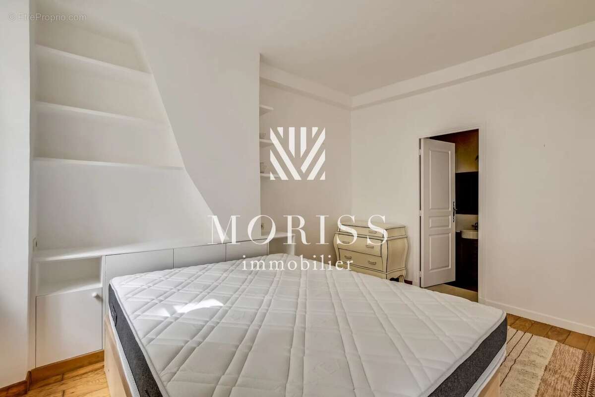 Appartement à PARIS-4E