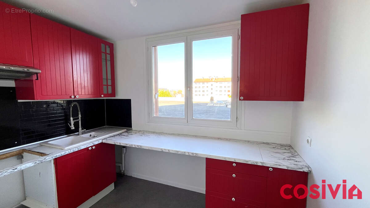 Appartement à NANTERRE