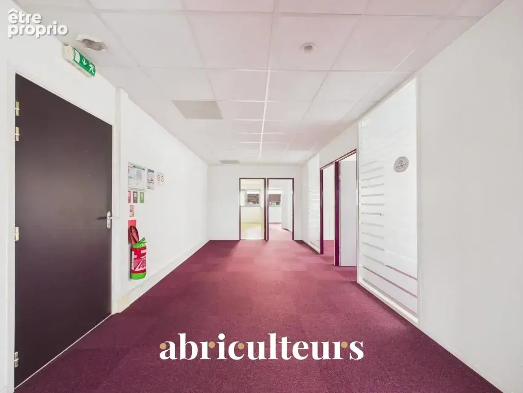 Bureaux lumineux et climatisés en vente à Chartres ZAC du parc d'Archevilliers 28000 - photo 11