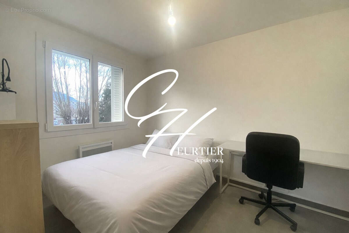 Appartement à SAINT-MARTIN-D'HERES