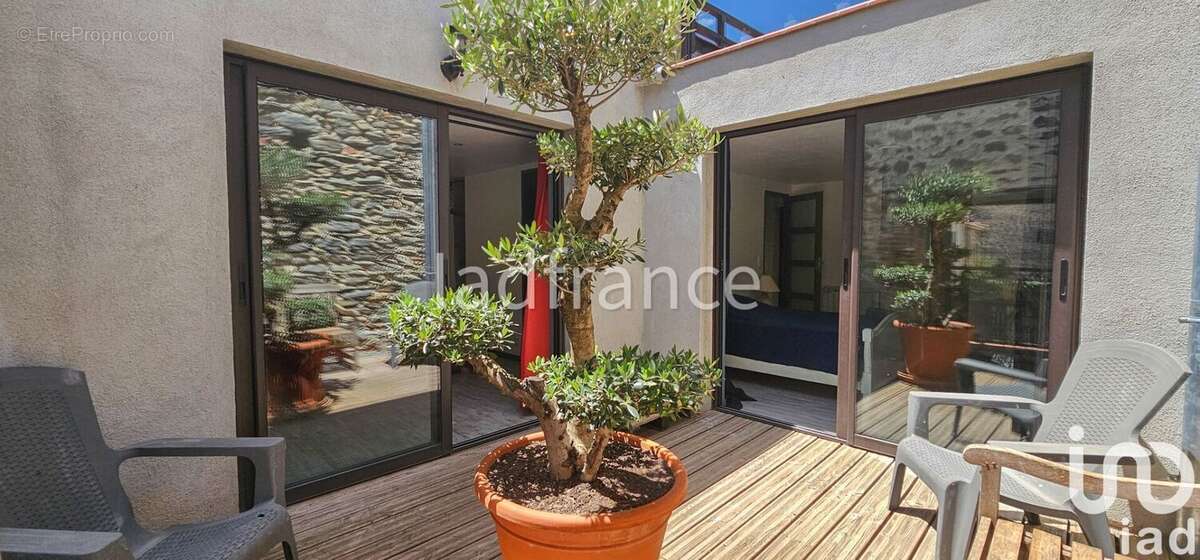 Maison 197 m² à Rigarda  - photo 3