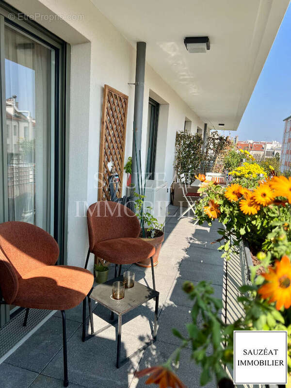 Appartement à MONTROUGE