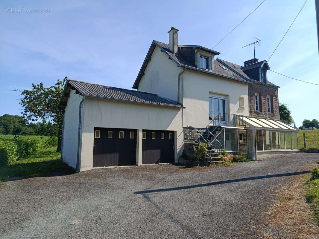 Maison à SAINT-GEORGES-DES-GROSEILLERS