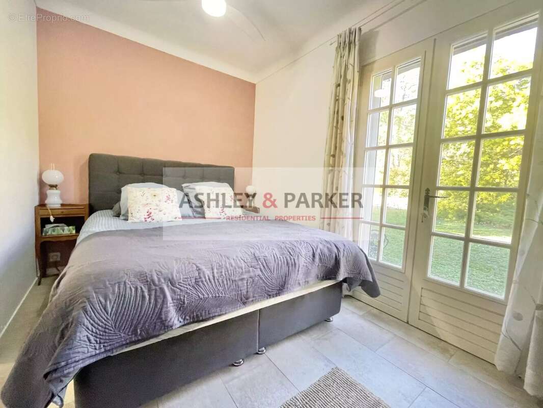 Maison à PEYMEINADE