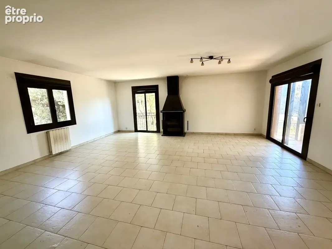 Grabels villa de plain-pied de 137m2 sur un terrain de 800 m2, piscine, annexes - photo 3