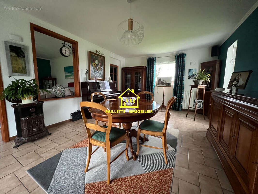 Maison à SAINT-ROMAIN-DE-COLBOSC