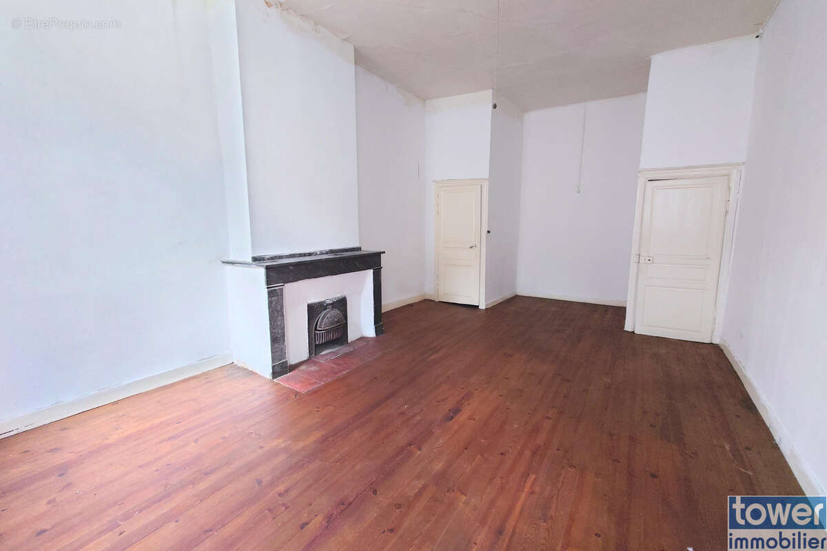 Maison à VILLEFRANCHE-DE-ROUERGUE