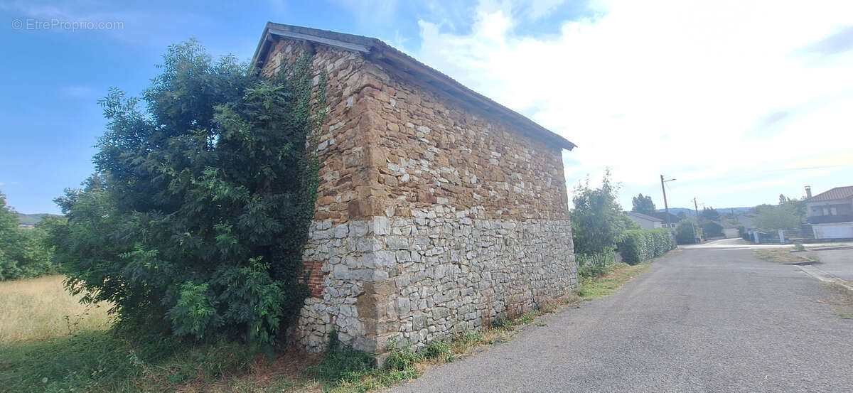Grange à réhabilité - Saint Laurent les Tours - photo 2