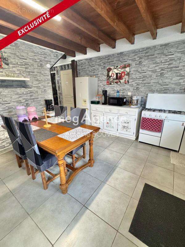 Maison à PAS-EN-ARTOIS