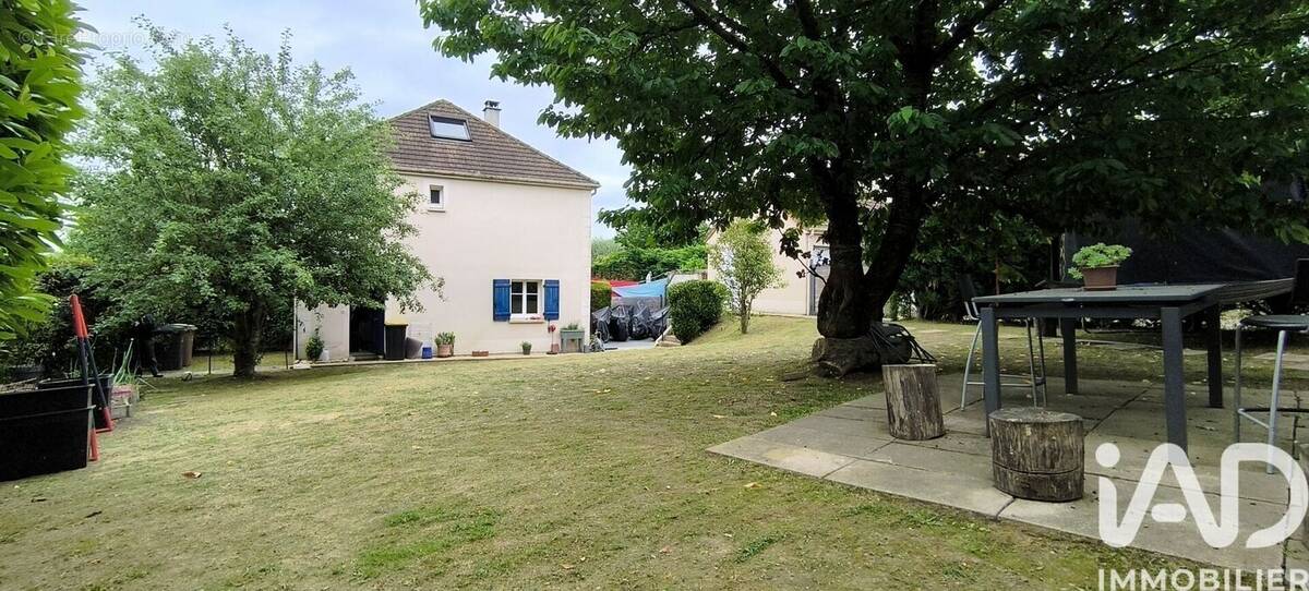 Photo 1 - Maison à SAINT-GERMAIN-SUR-MORIN