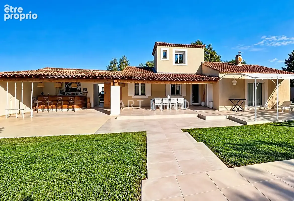 Maison 5 pieces au calme avec annexe et piscine - photo 2