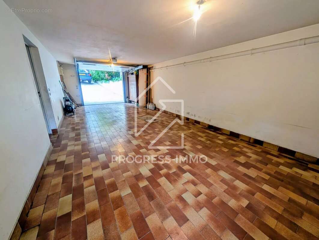 Maison à CHAMPIGNY-SUR-MARNE