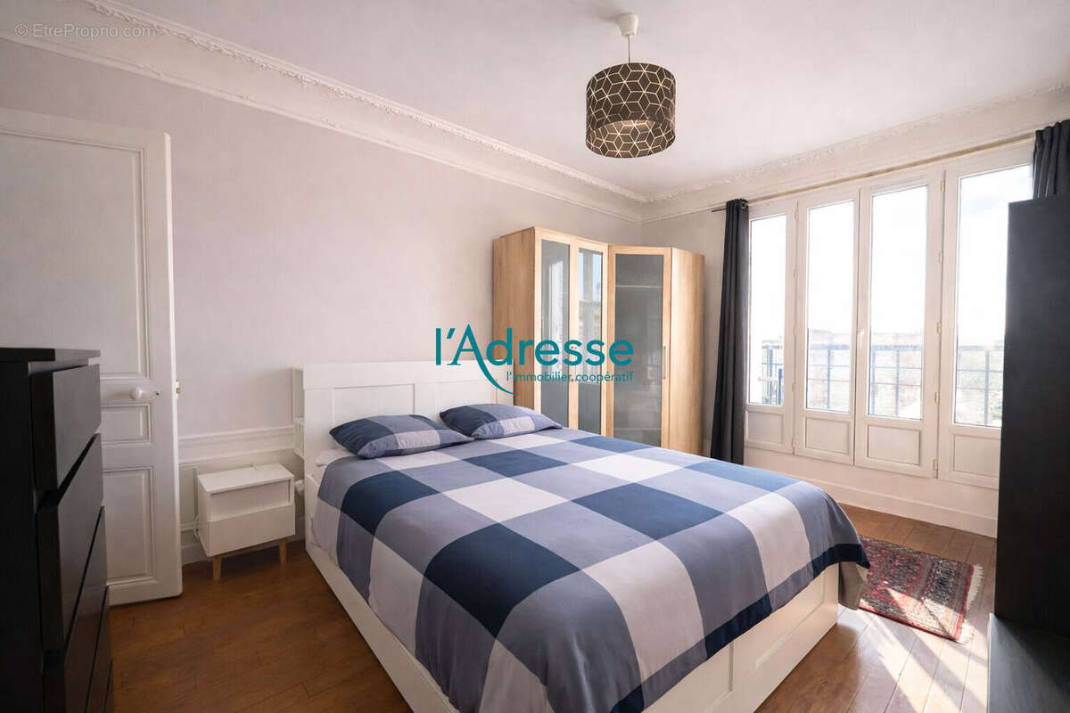 Appartement à NANTERRE