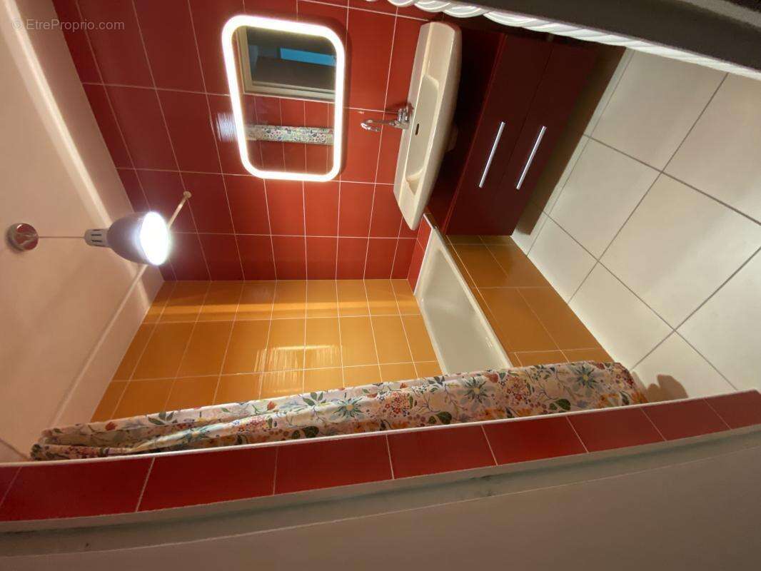 Appartement à SAINT-ETIENNE