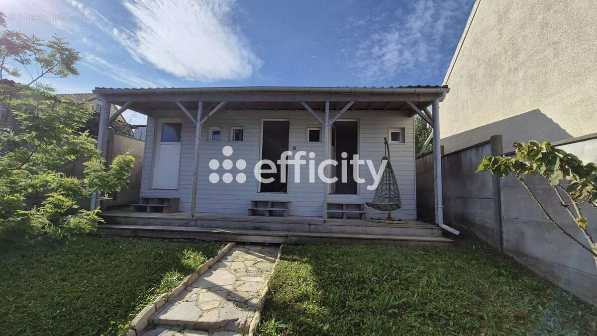 Maison à ARROMANCHES-LES-BAINS