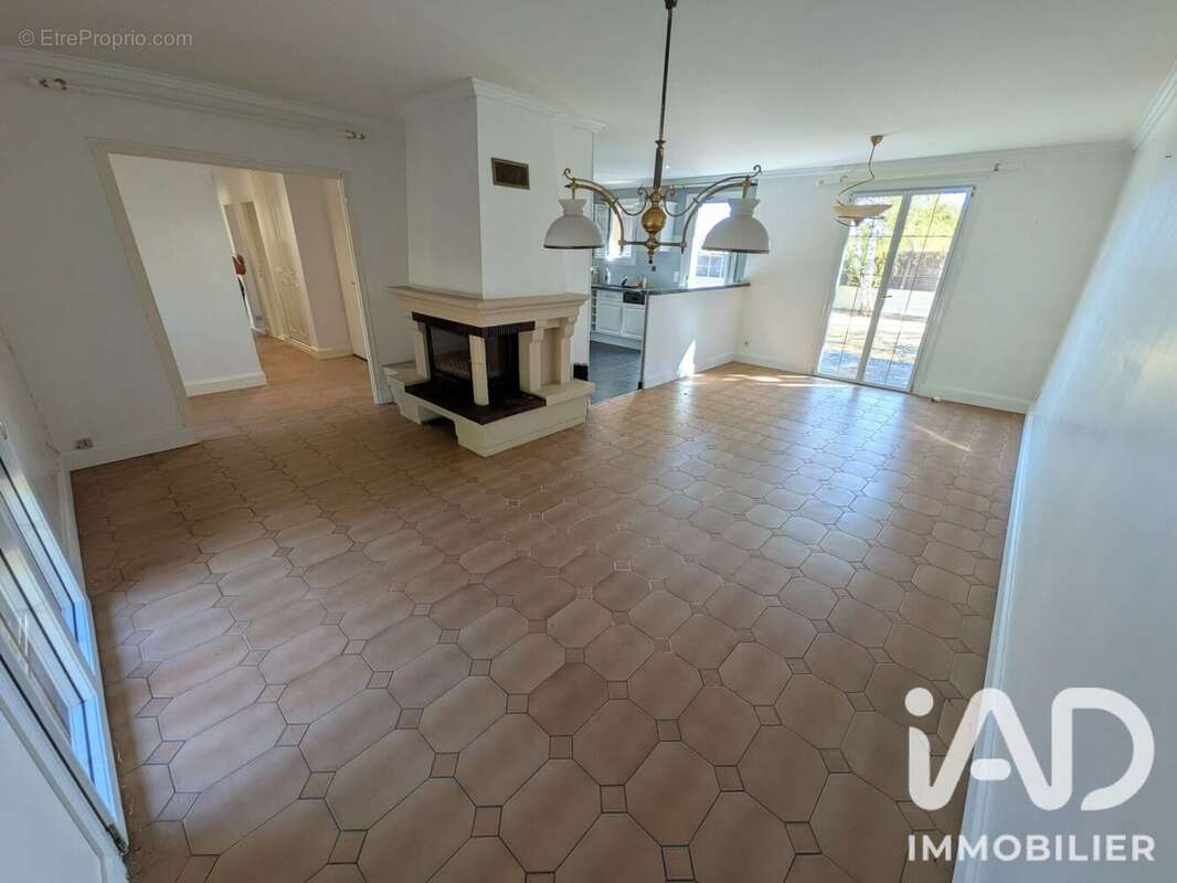 Maison 90 m² à Chavagnes-En-Paillers  - photo 3