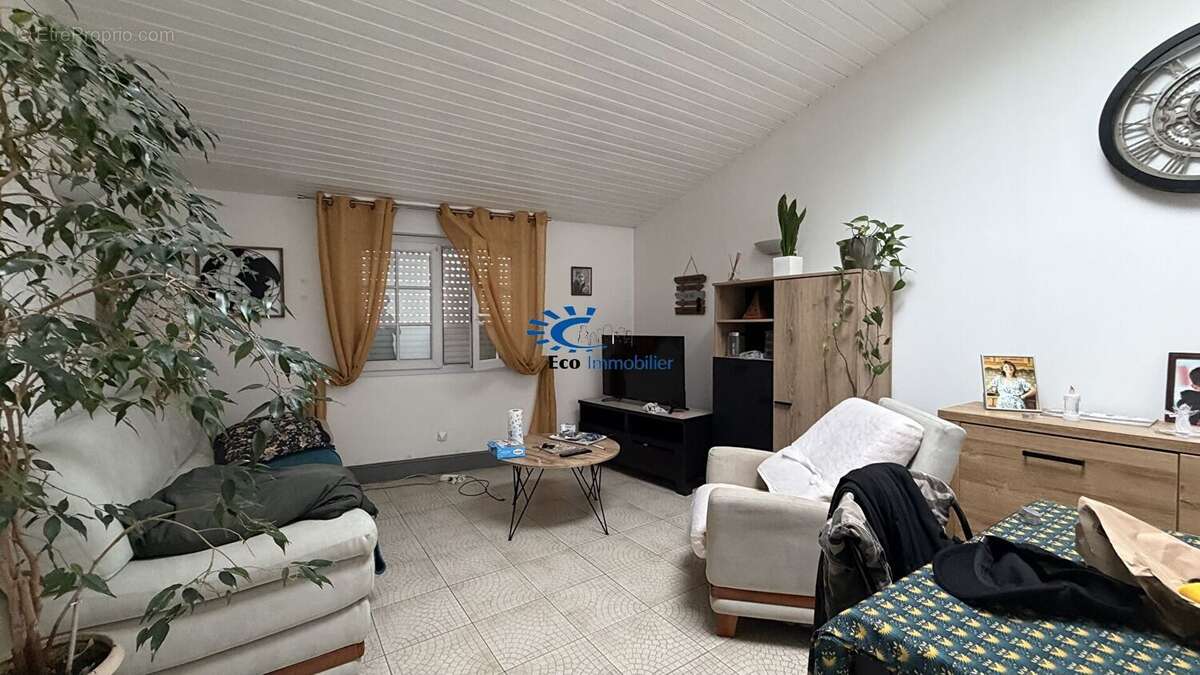 Maison à ANDILLY