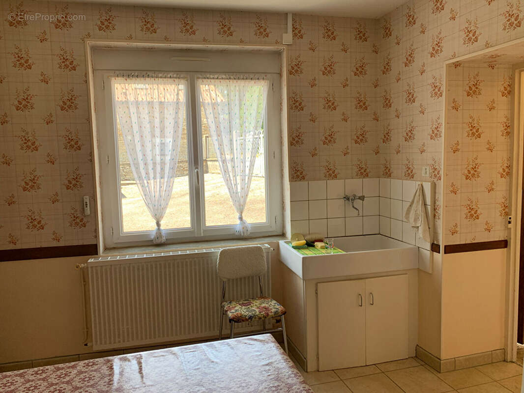 CHARENTE, Proche Verteuil-sur-charente, Maison A Vendre - photo 6