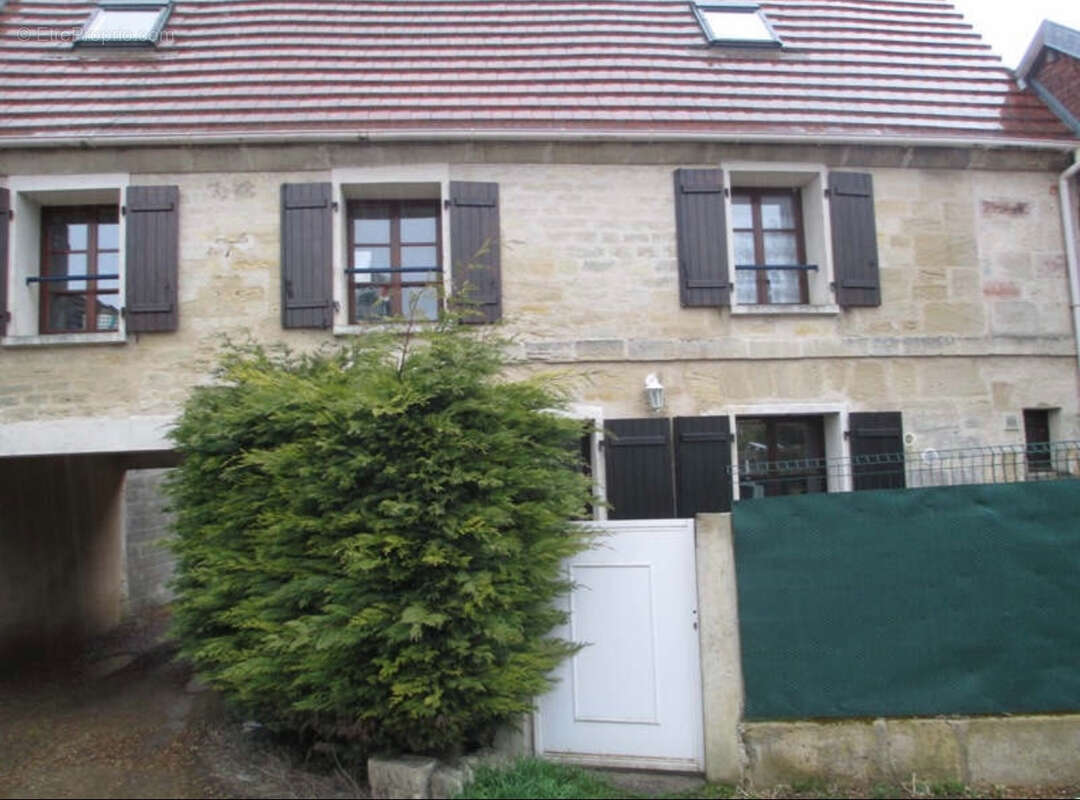 Appartement à NEUILLY-EN-THELLE