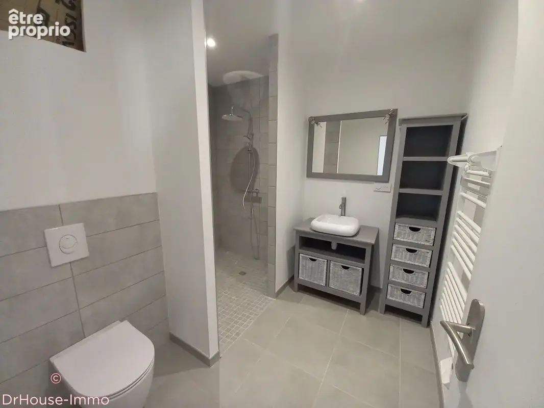 Appartement 59 m² à La Cote-Saint-Andre  - photo 8