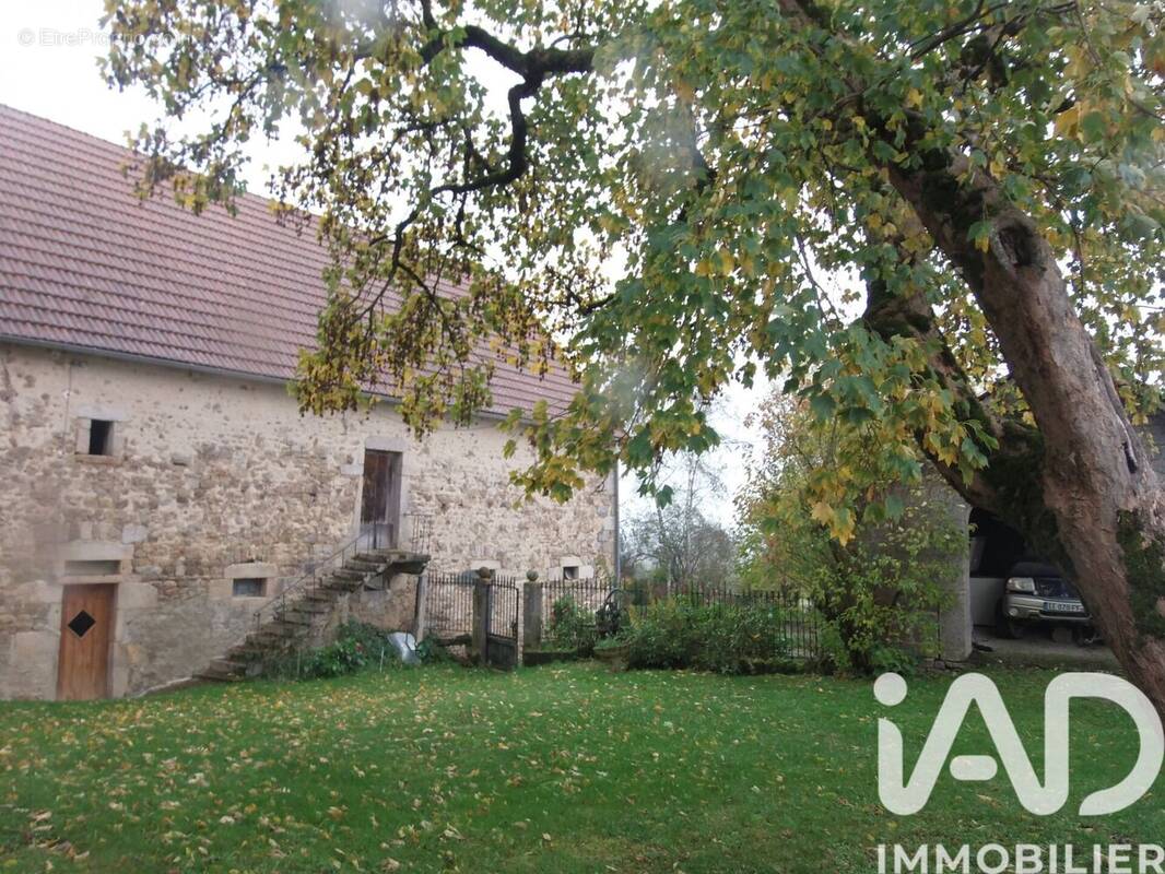 Photo 1 - Maison à VILLOSANGES
