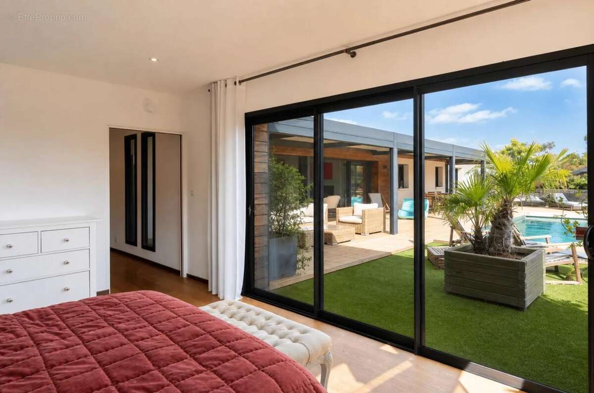 Maison contemporaine 242m2 avec piscine - photo 3
