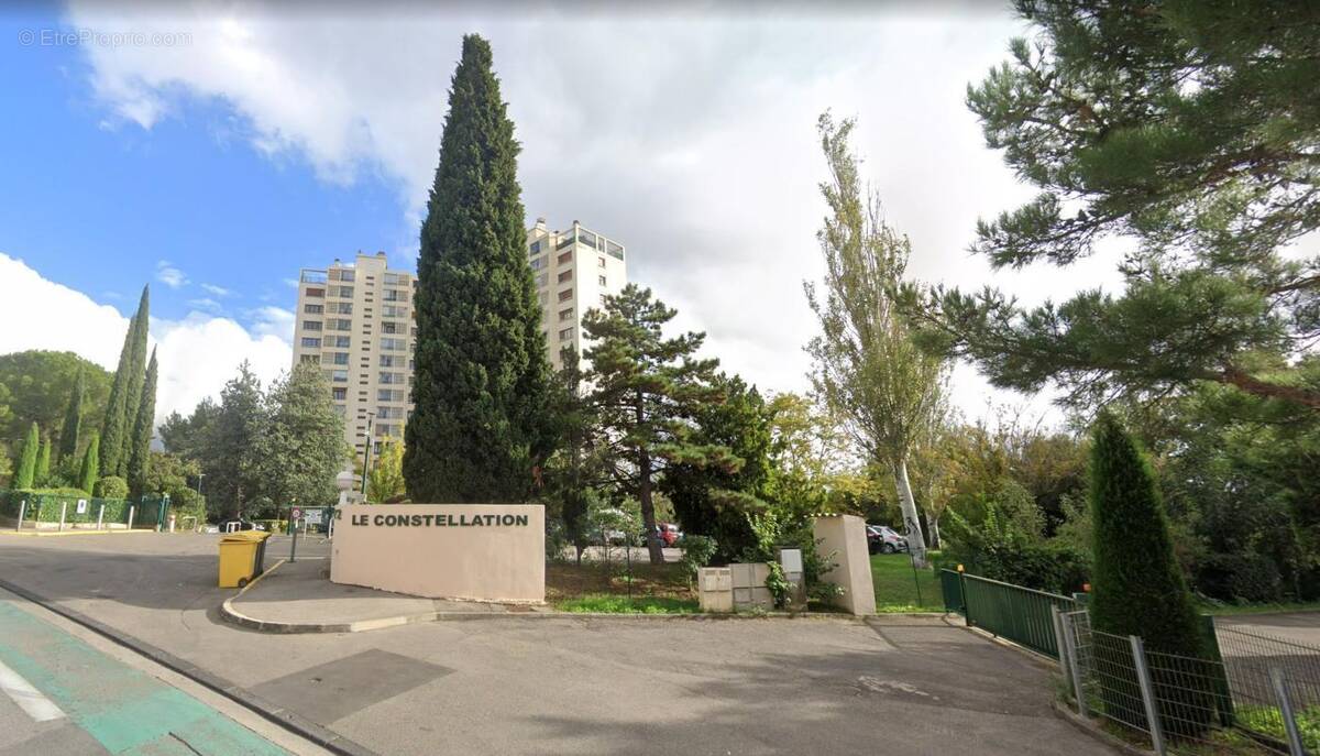 Appartement à MARSEILLE-12E