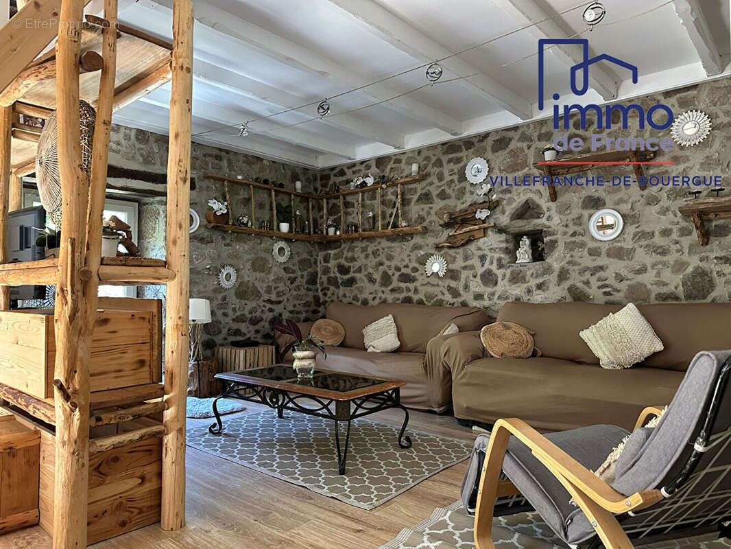 Maison à VILLEFRANCHE-DE-ROUERGUE