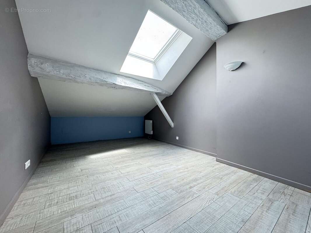 Appartement à SAINTES