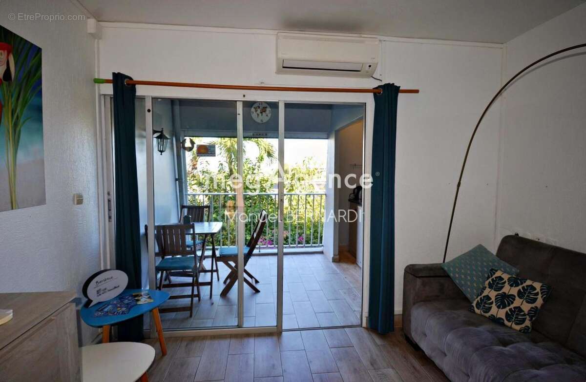 Appartement à LE GOSIER