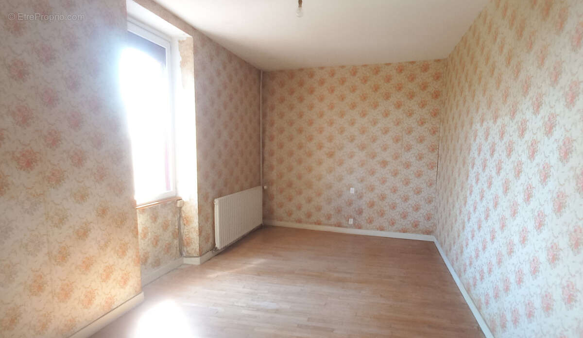 Maison à SAINT-AUBIN-DES-CHATEAUX