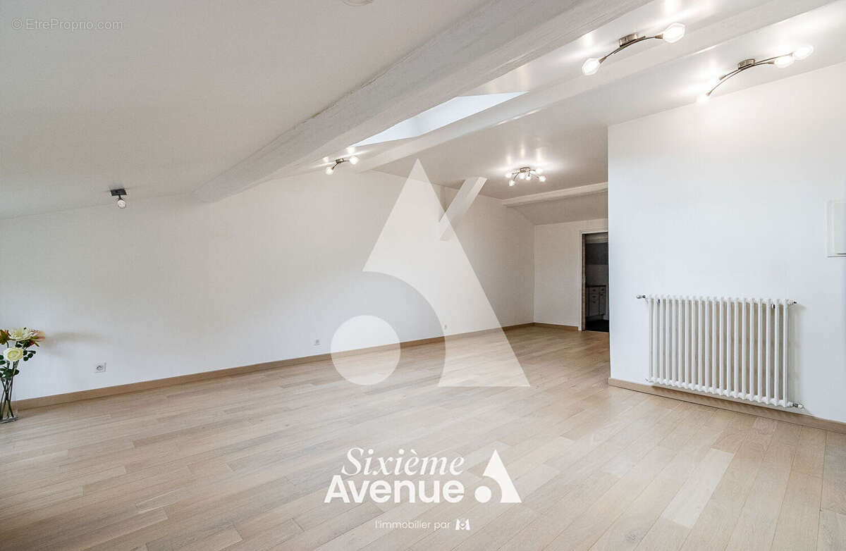 Appartement à L&#039;ARBRESLE