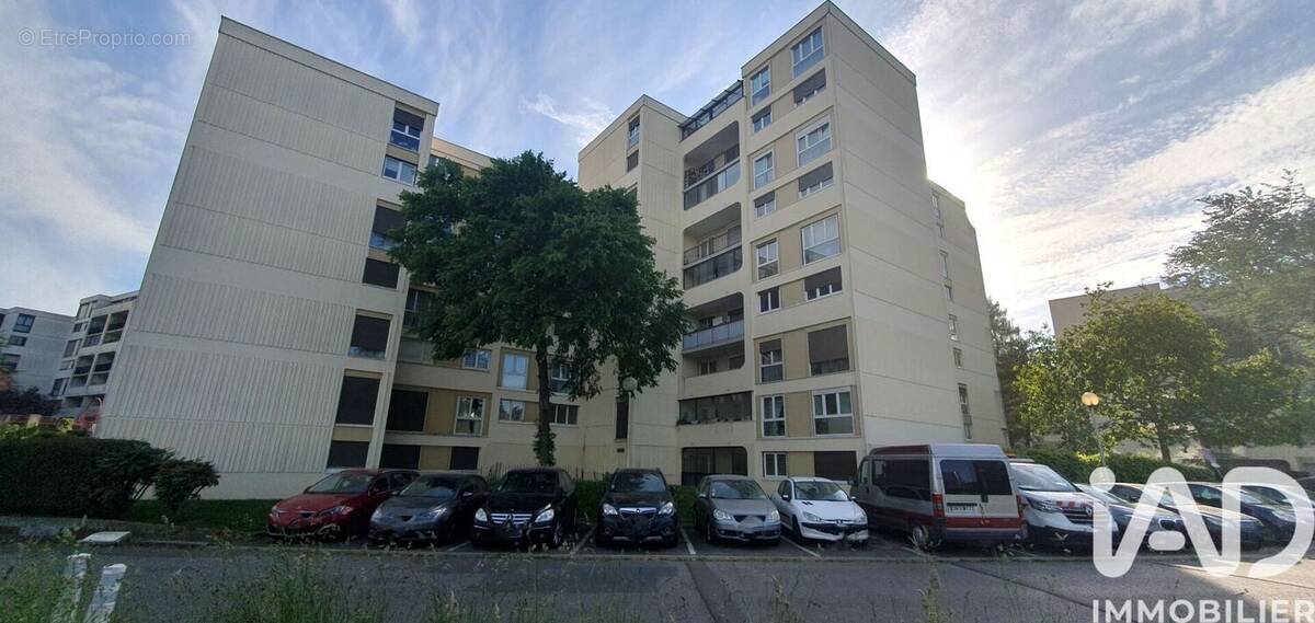 Photo 1 - Appartement à LES ULIS
