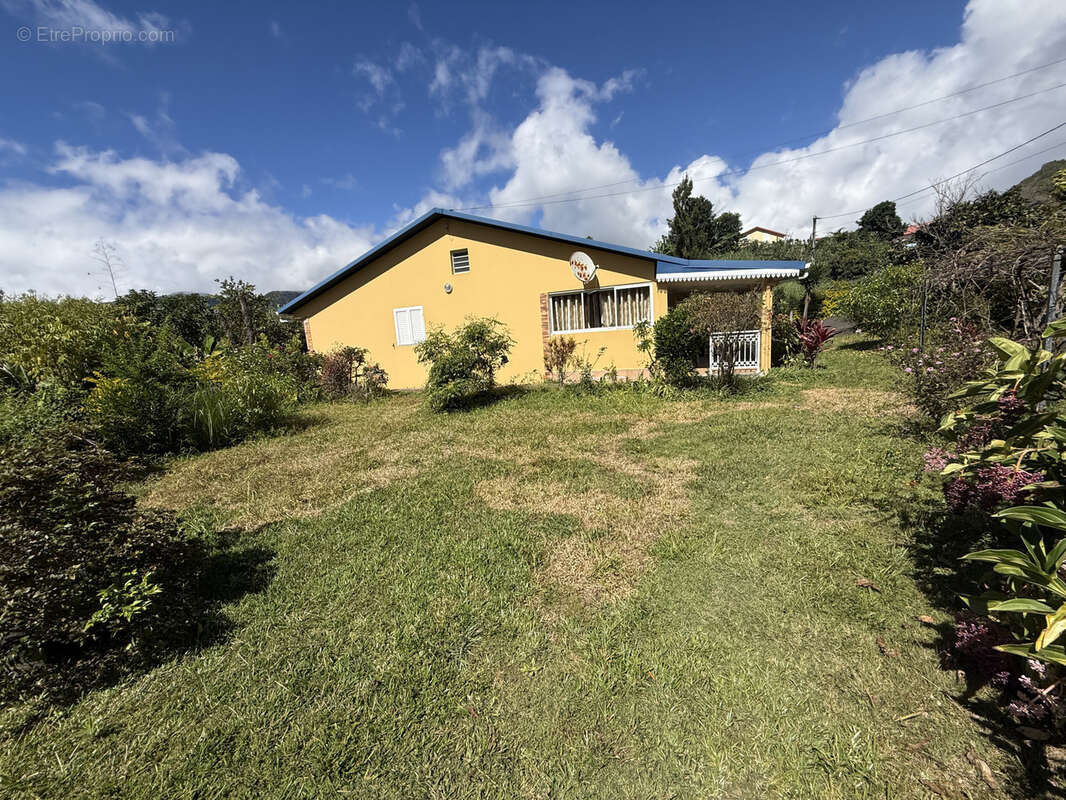 Maison à SALAZIE