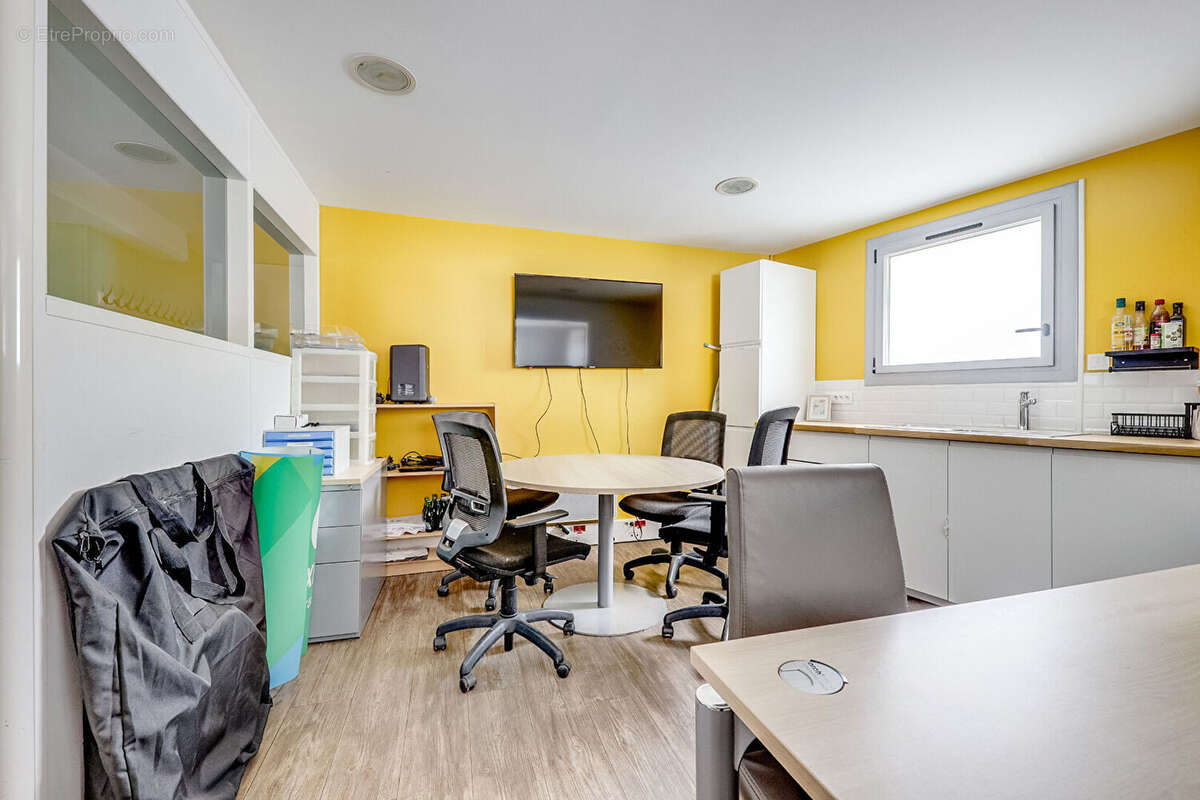 Commerce à PARIS-14E