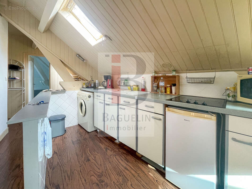 Appartement à FOURAS