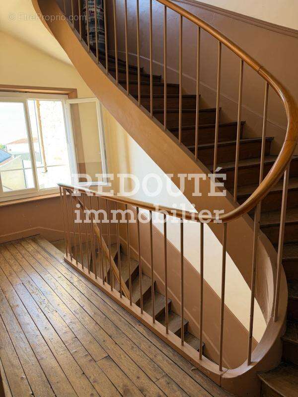 A vendre a reims secteur av jean jaures f2 bis - photo 8
