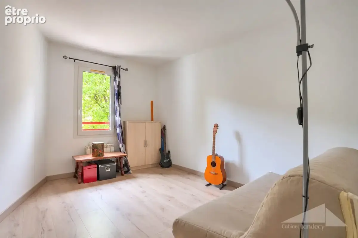 Appartement 4 pièces 84 m² à vendre à Thoiry (01710) - photo 6