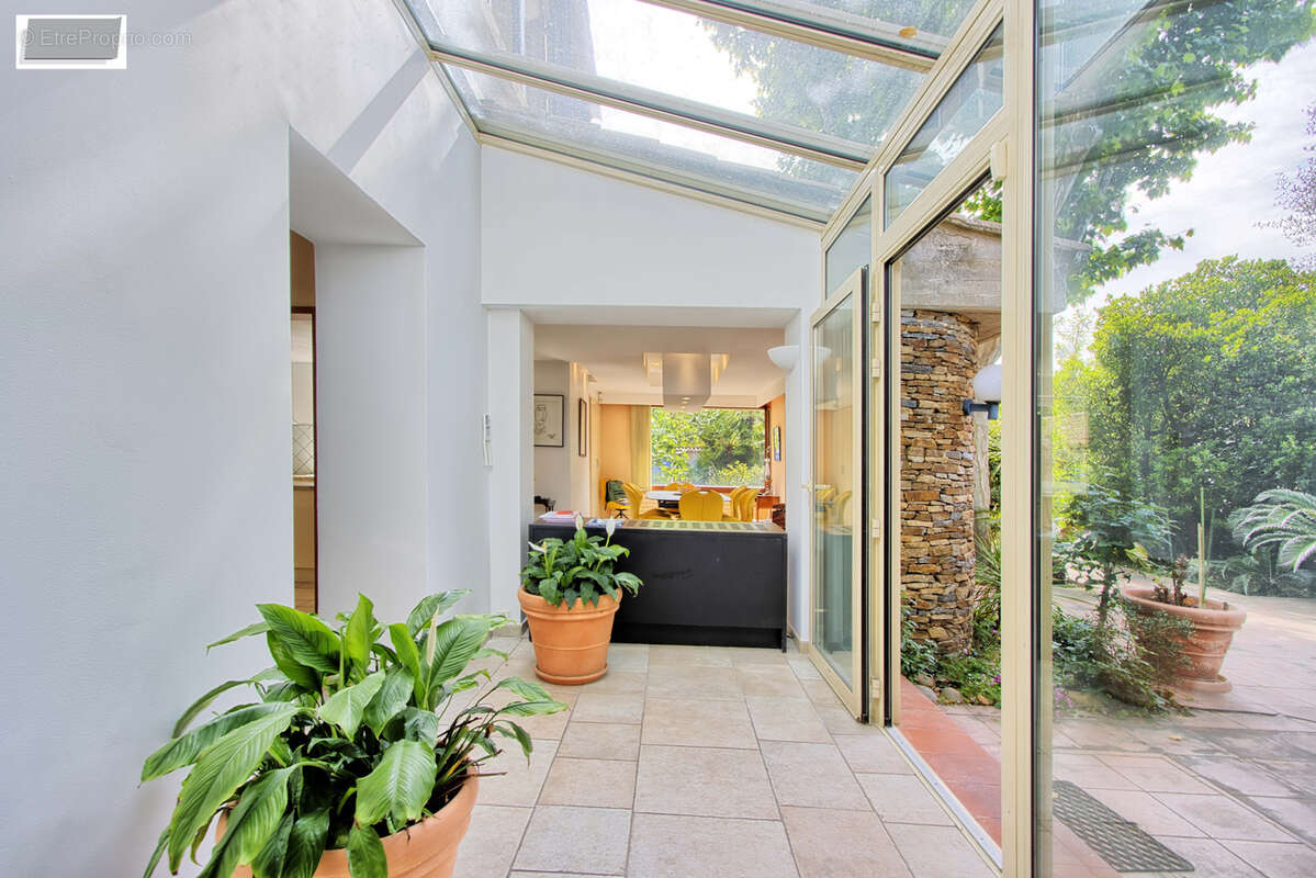 TOULON, Ameniers, superbe maison sur 959m2 de terrain arboré - photo 26