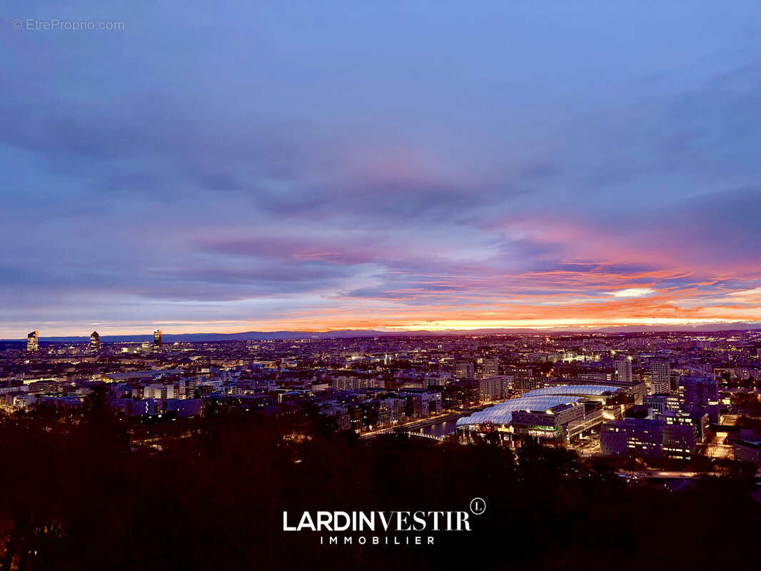 Appartement à SAINTE-FOY-LES-LYON