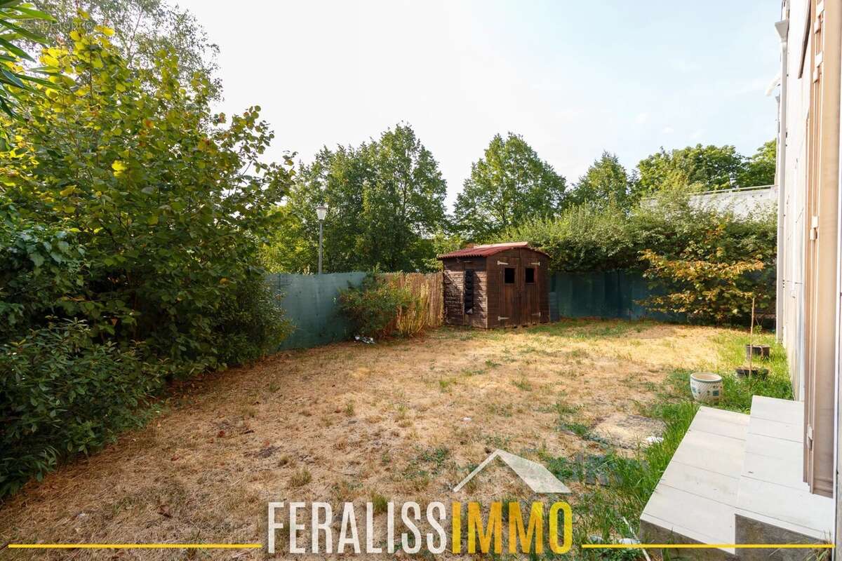 Spacieux F3 au rez de chaussée avec jardin parfaitement ori - photo 6