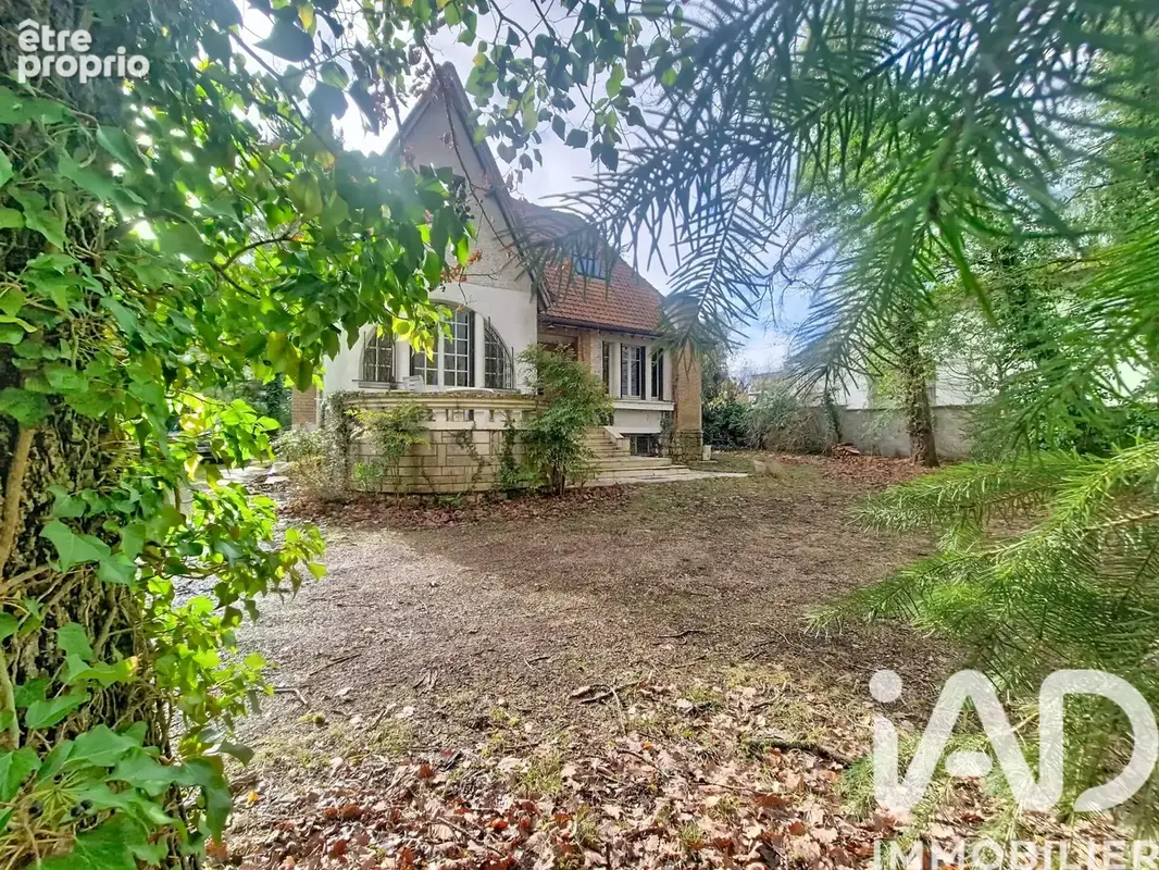 Photo 1 - Maison à SAINT-FARGEAU-PONTHIERRY